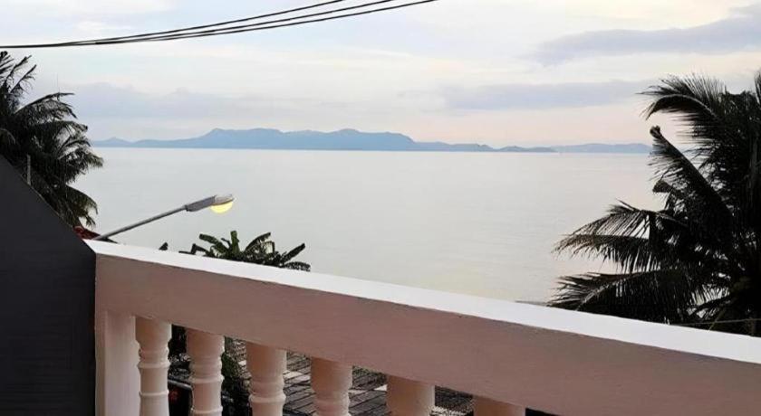 Sea Falcon On The Water Na Chom Thian Exterior foto